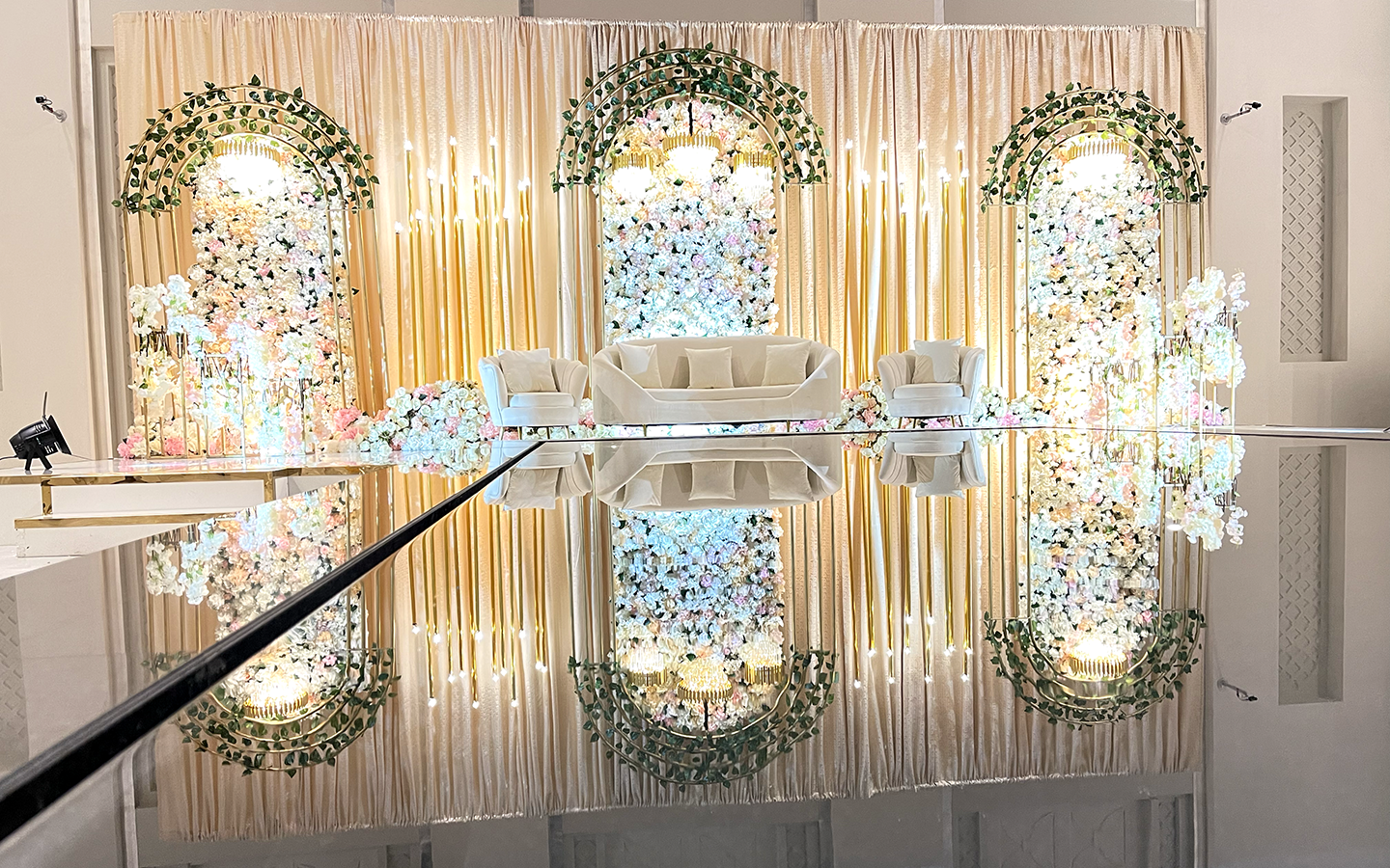 Golden Appeal Wedding Decor Package