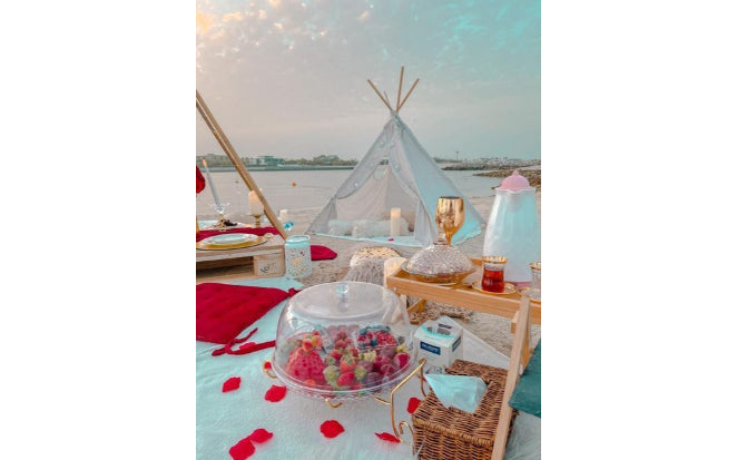 Lily's Picnic Luxury by the Beach Valentine's Day Package