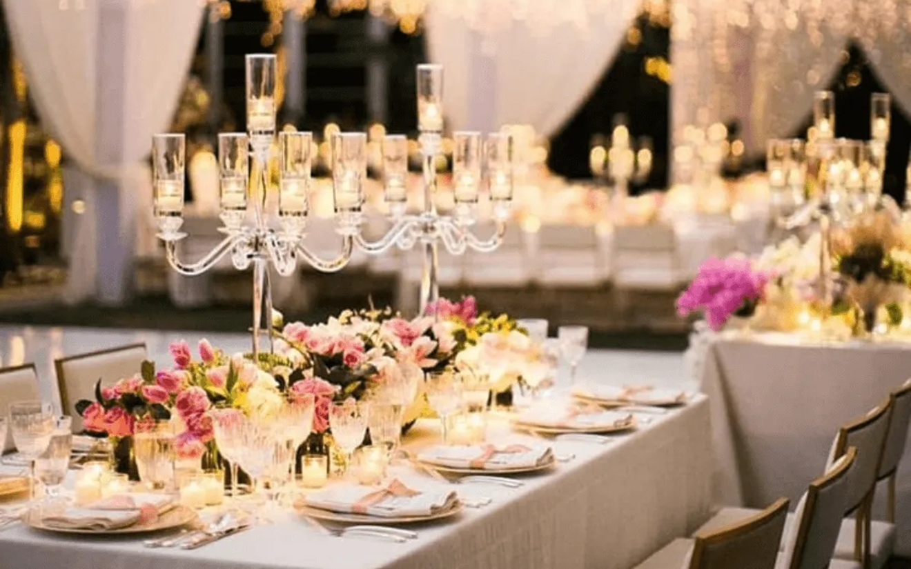 Candelabra Centrepiece - Crystal