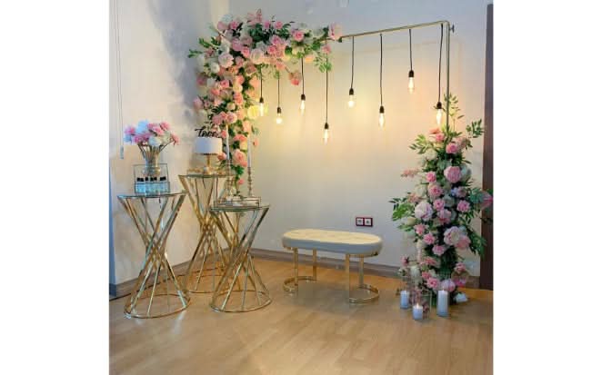 Elite Engagement Decor