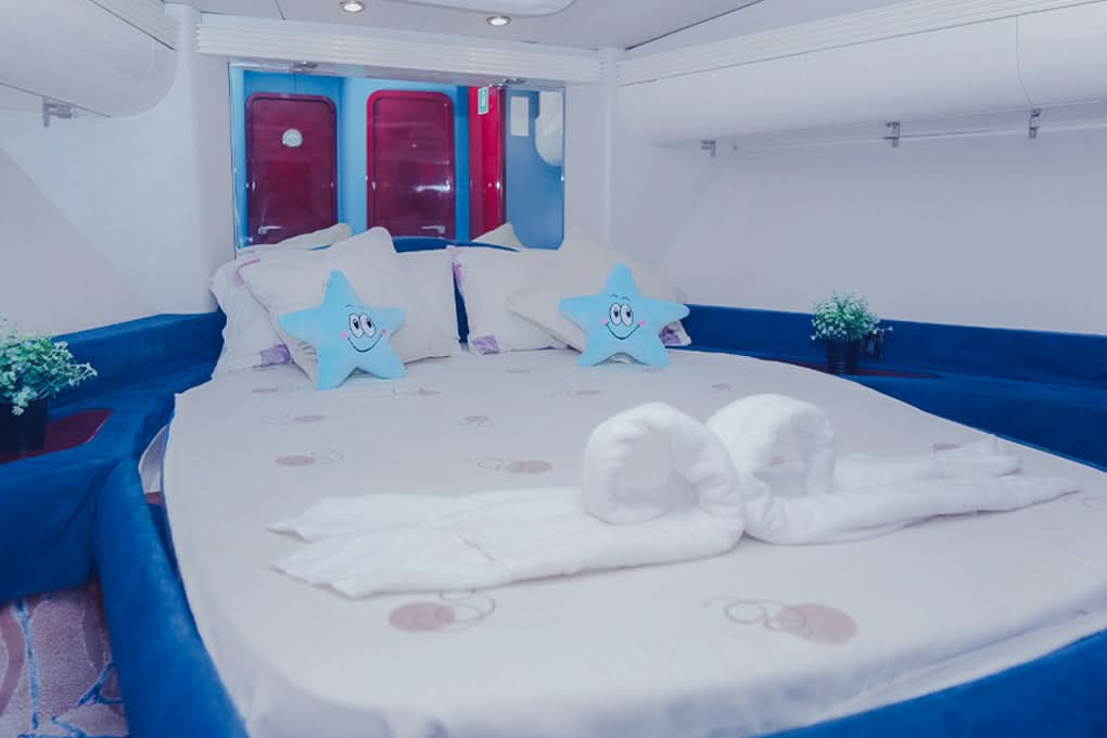 52 Ft Yacht I Upto 12 Pax I 2 Hrs