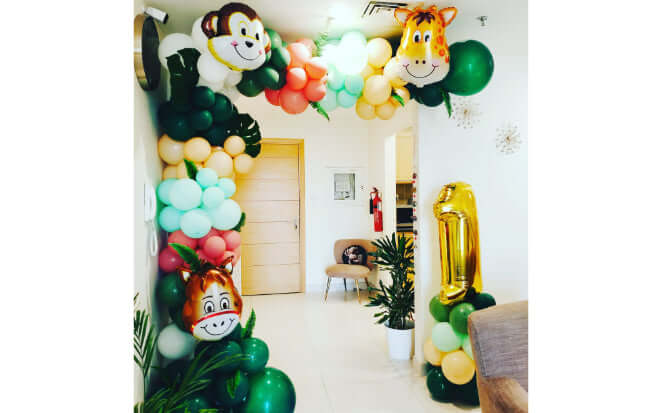 Balloon Garland Decor