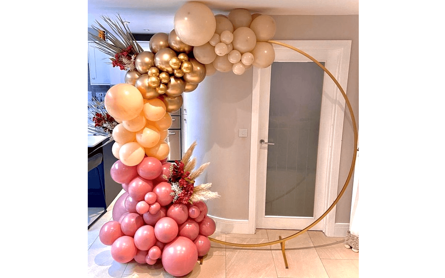 Simple Arch with Pampas Decor