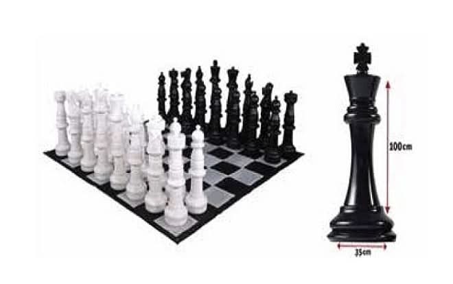 Giant Chess Dubai