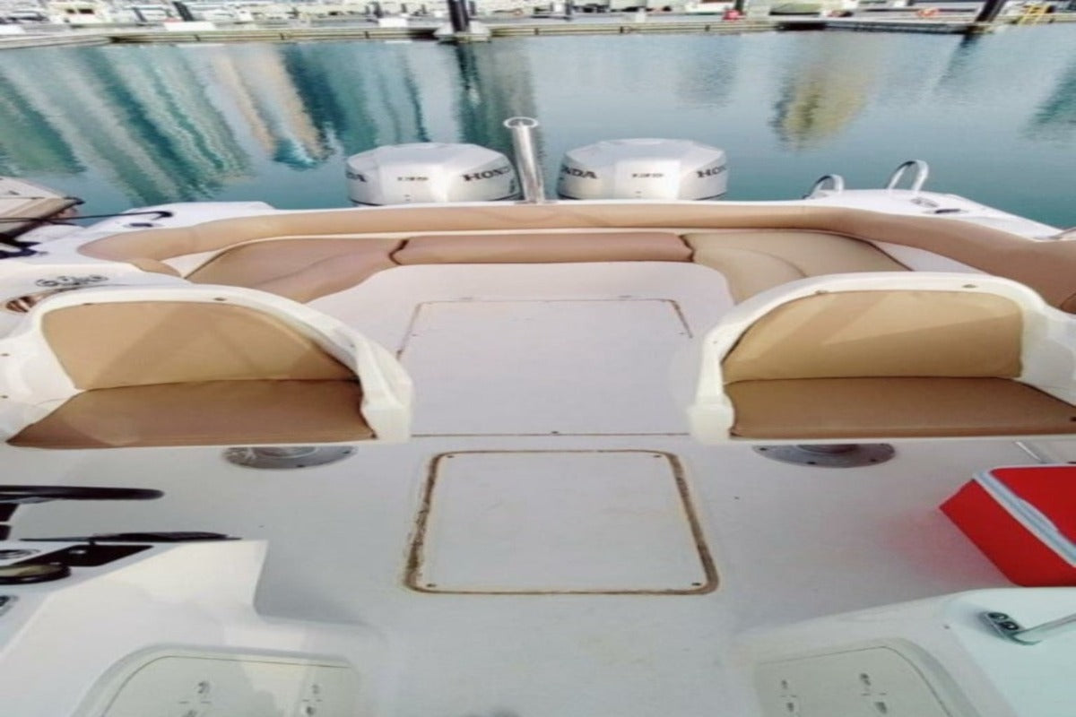 26 Ft Yacht Gulf Craft I Upto 7 Pax I 2 Hrs