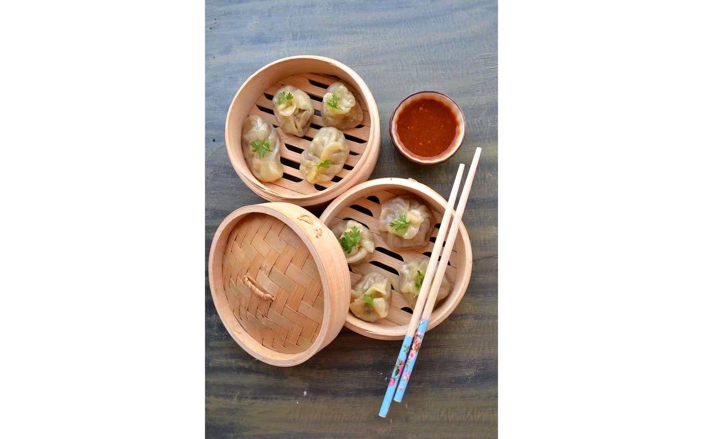 Live Momos Station by Muma's Momos - Veg (100Pcs)