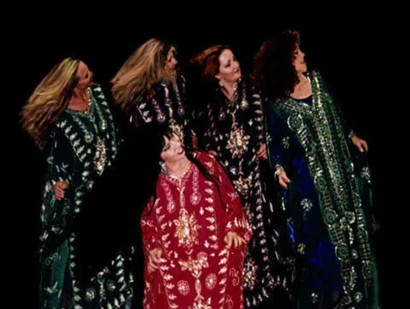 Khaliji Dancers
