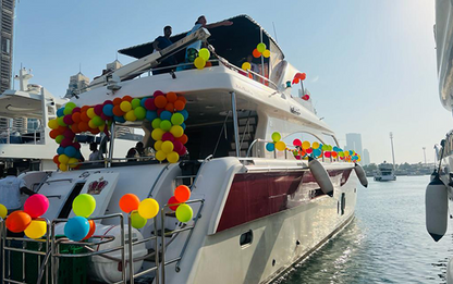 Yacht Party Balloon Decor