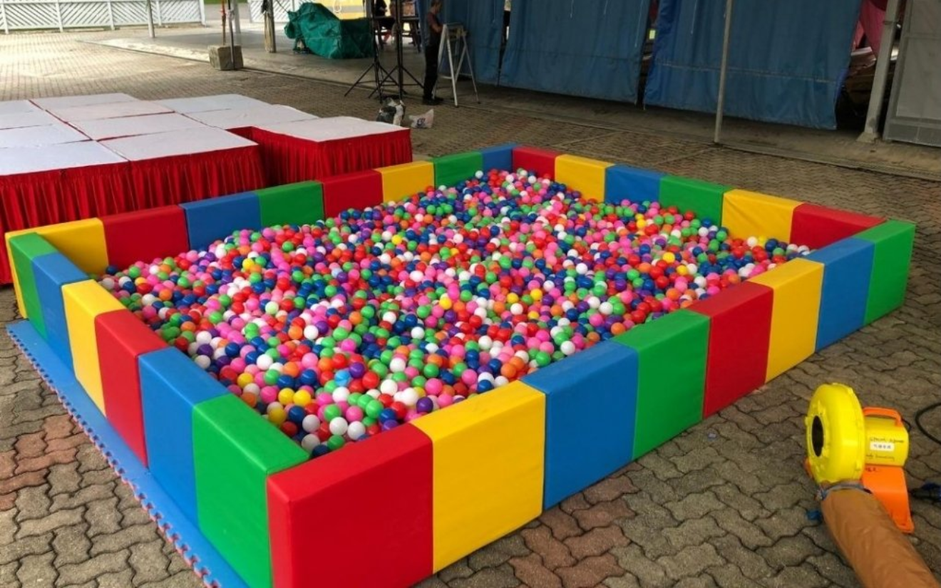 Ball Pit