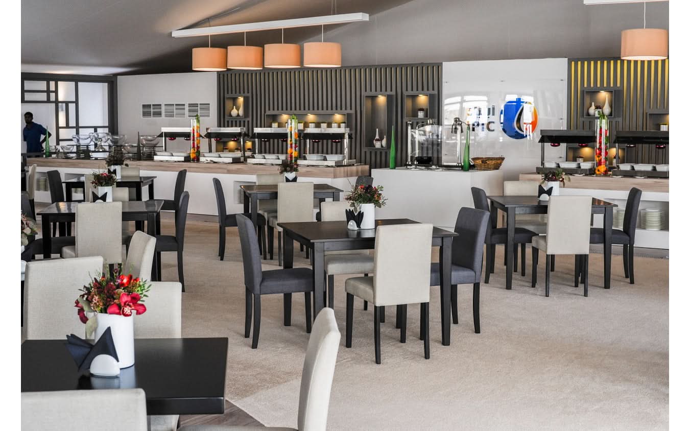 Corporate Dining Decor Package 3 - Hafla