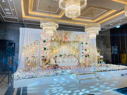 Elegant Floral Wedding Decor Package - 7m