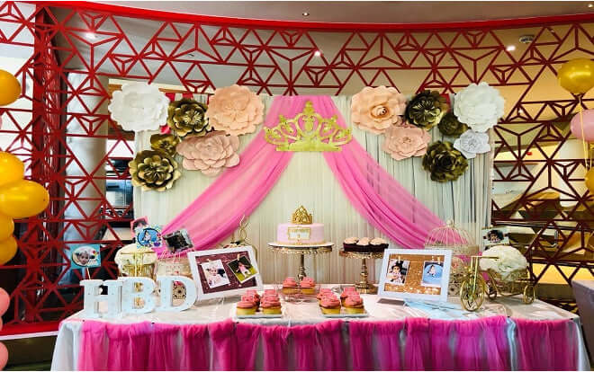 Crown Girly Backdrop
