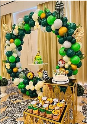 Round Shape Jungle Theme Decor