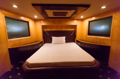 80 Ft Italian Jacuzzi Yacht I Upto 30 Pax I 4 Hrs