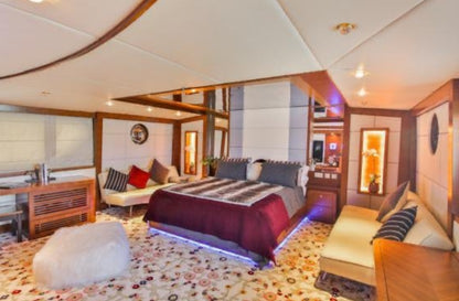 175 Ft Yacht Finesse I Upto 120 Pax I 4 Hrs