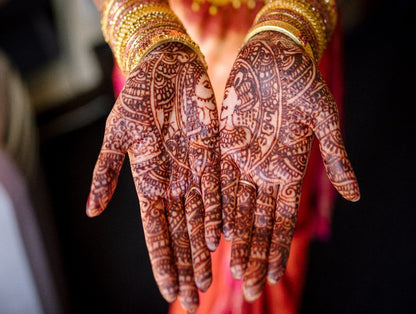 Henna Artist