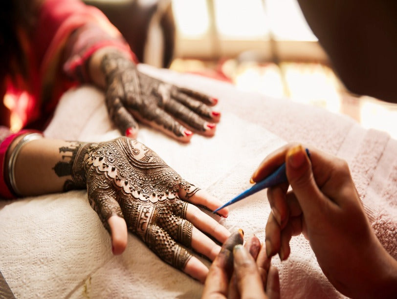Henna Artist